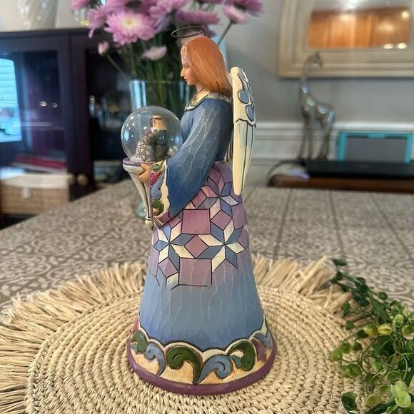 Jim Shore Cherish the Newborn King Angel Holding a holy family + mini snowglobe - Picture 4 of 10